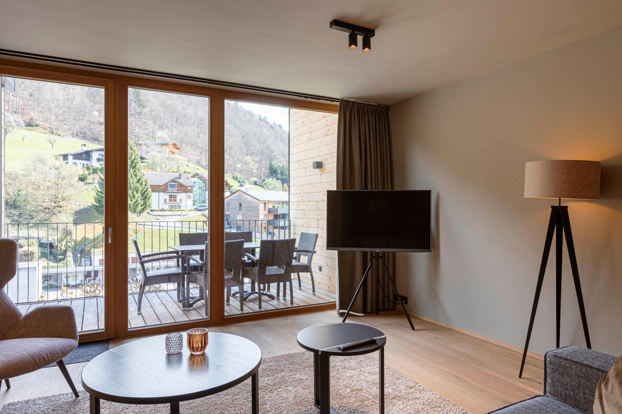 Montafon Suites Schruns By Alps Resorts Exteriör bild